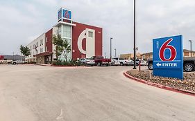 Motel 6 Laredo